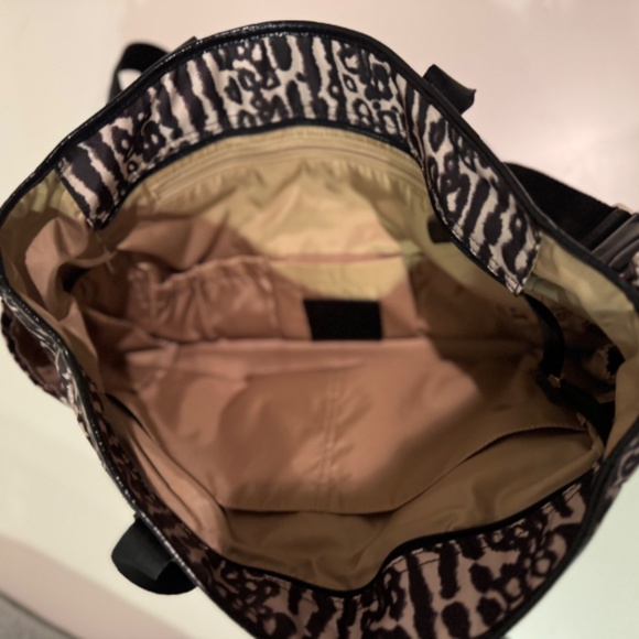 Coach getaway Ocelot print nylon diaper bag large tote - Picture 4 of 4